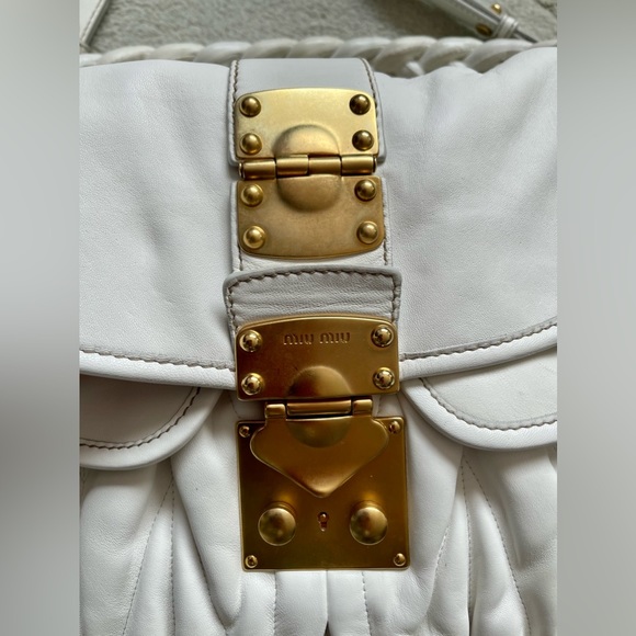 Neo Vintage Miu Miu Matelasse shoulder bag - Picture 4 of 16